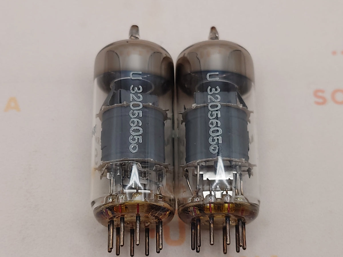 Telefunken EF804S O-getter ◇ Bottom