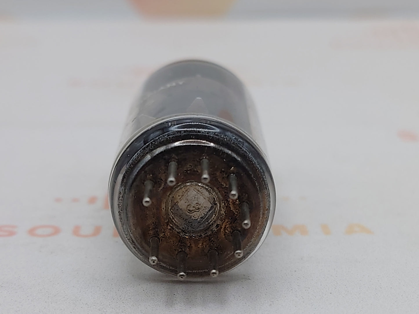 Telefunken EF804S Getter O ◇ Inferiore
