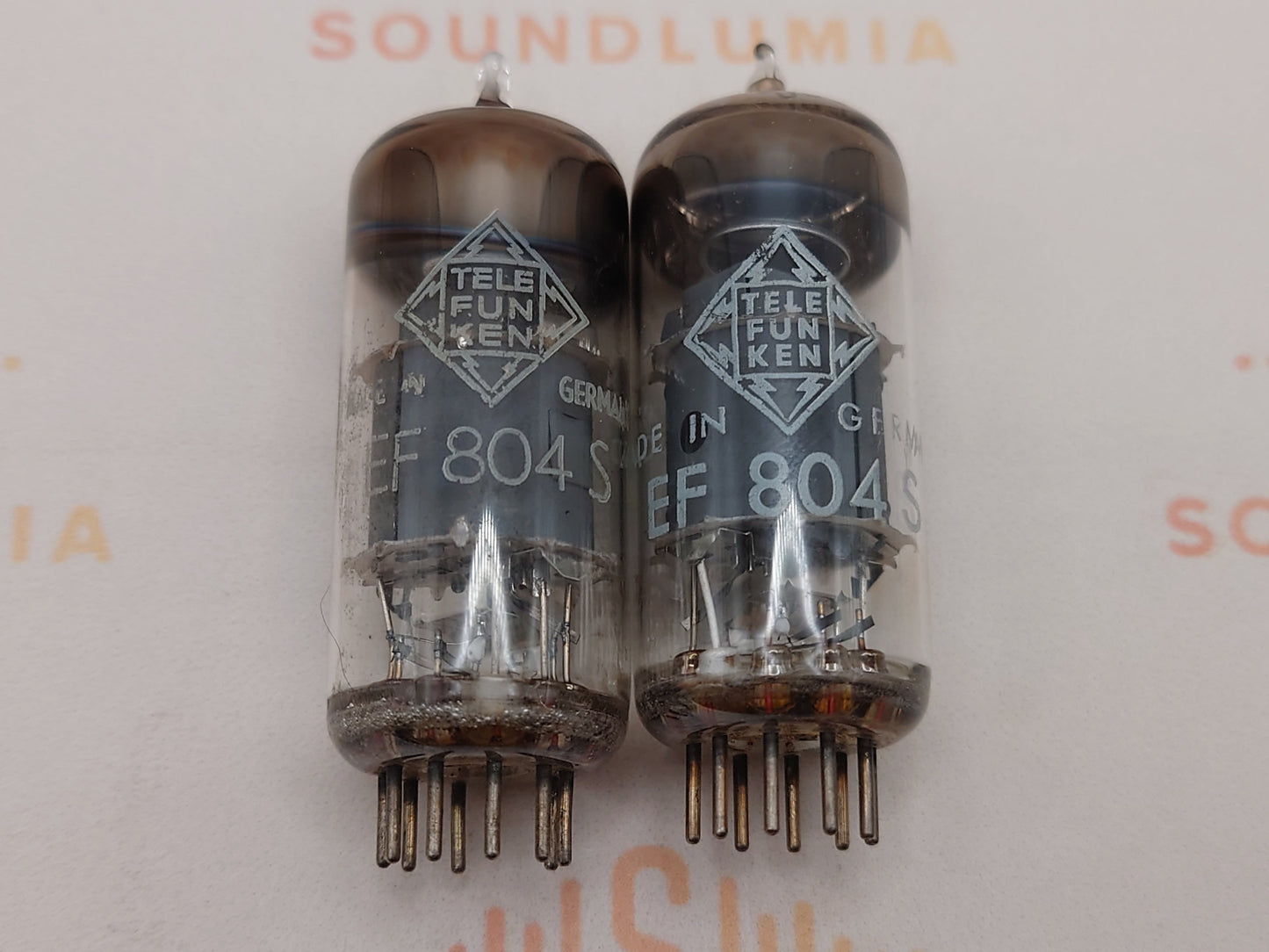 Telefunken EF804S Getter O ◇ Inferiore
