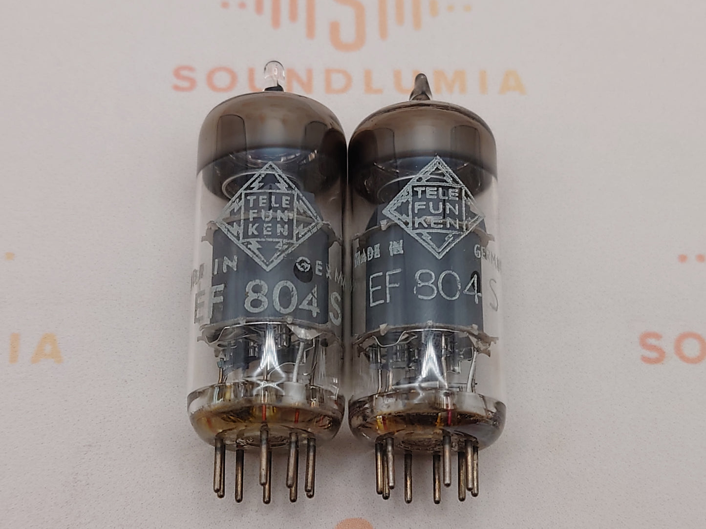 Telefunken EF804S O-getter ◇ Bottom