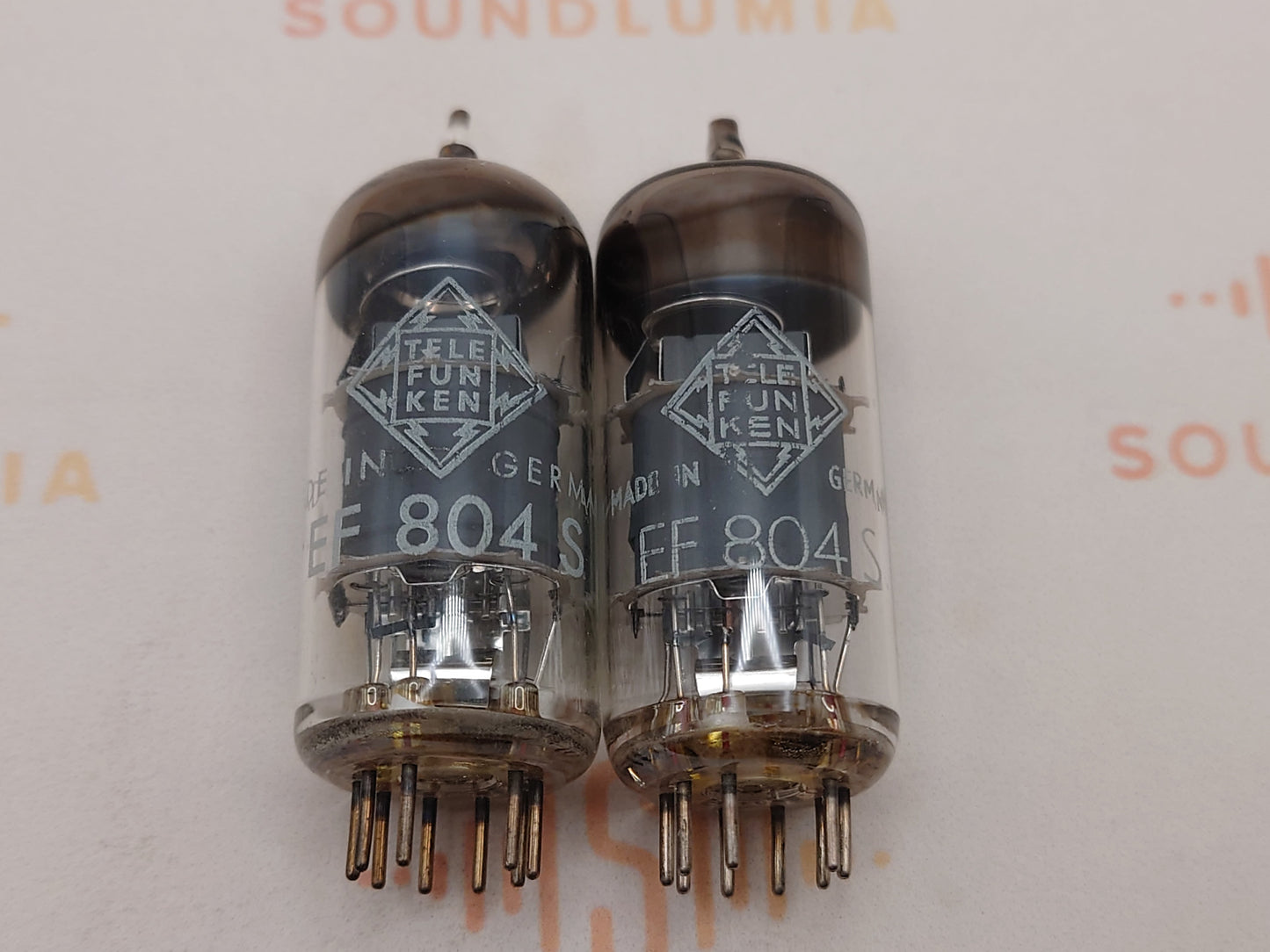 Telefunken EF804S Getter O ◇ Inferiore