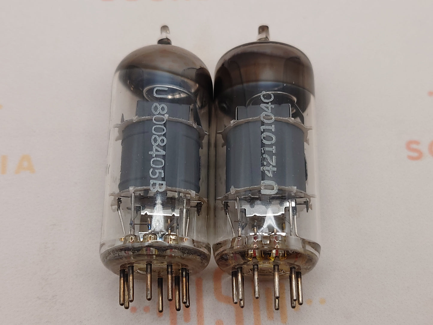 Telefunken EF804S Getter O ◇ Inferiore