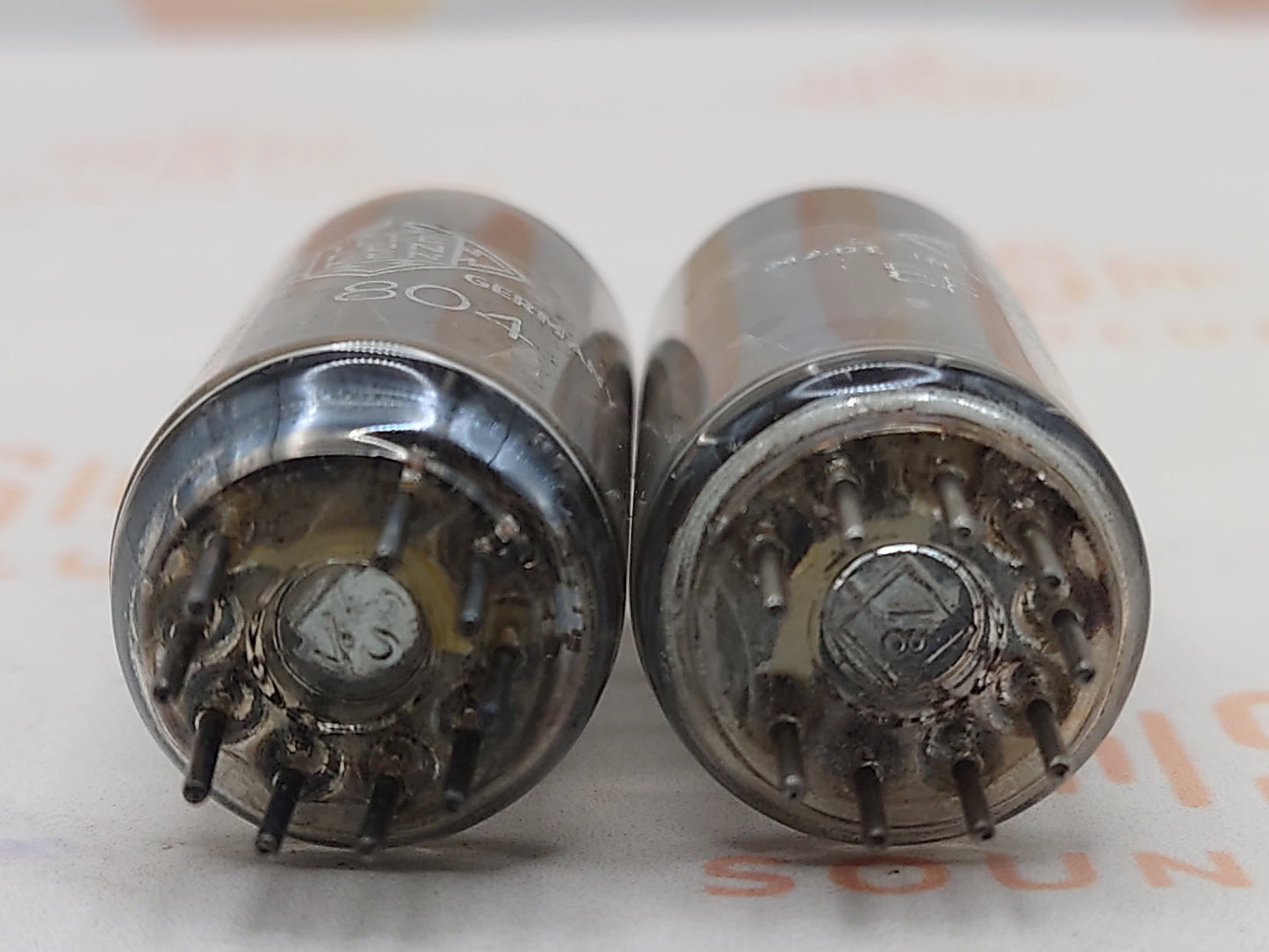 Telefunken EF804 Gray Plates O-getter ◇ Bottom