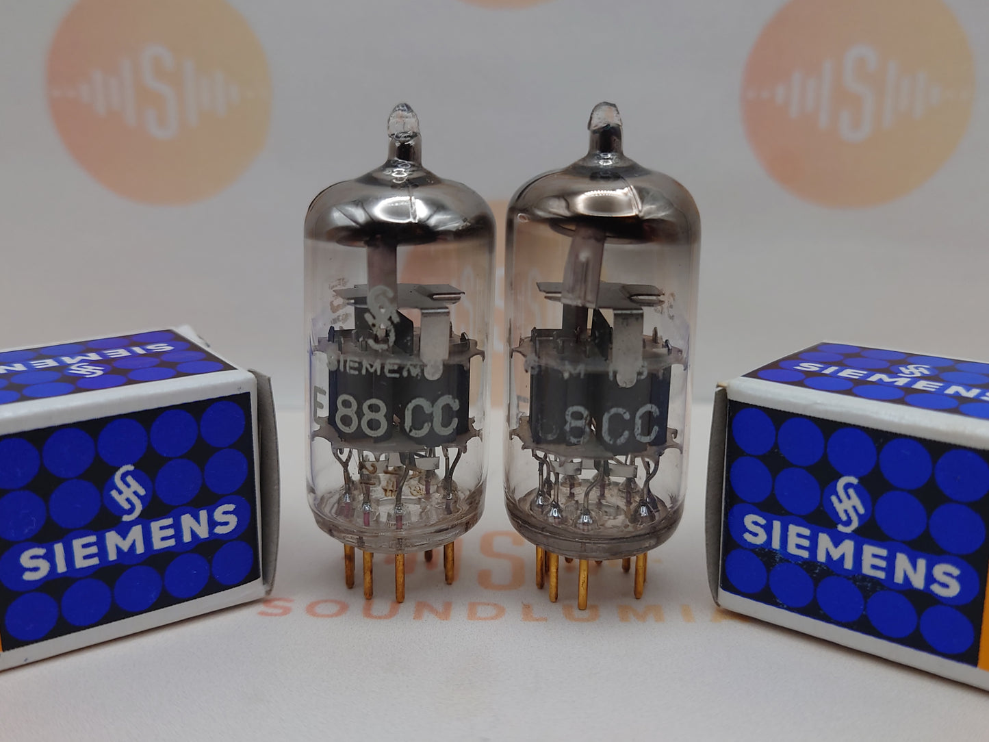 Siemens E88CC 6922 vacuum tube with O-Getter, image 100