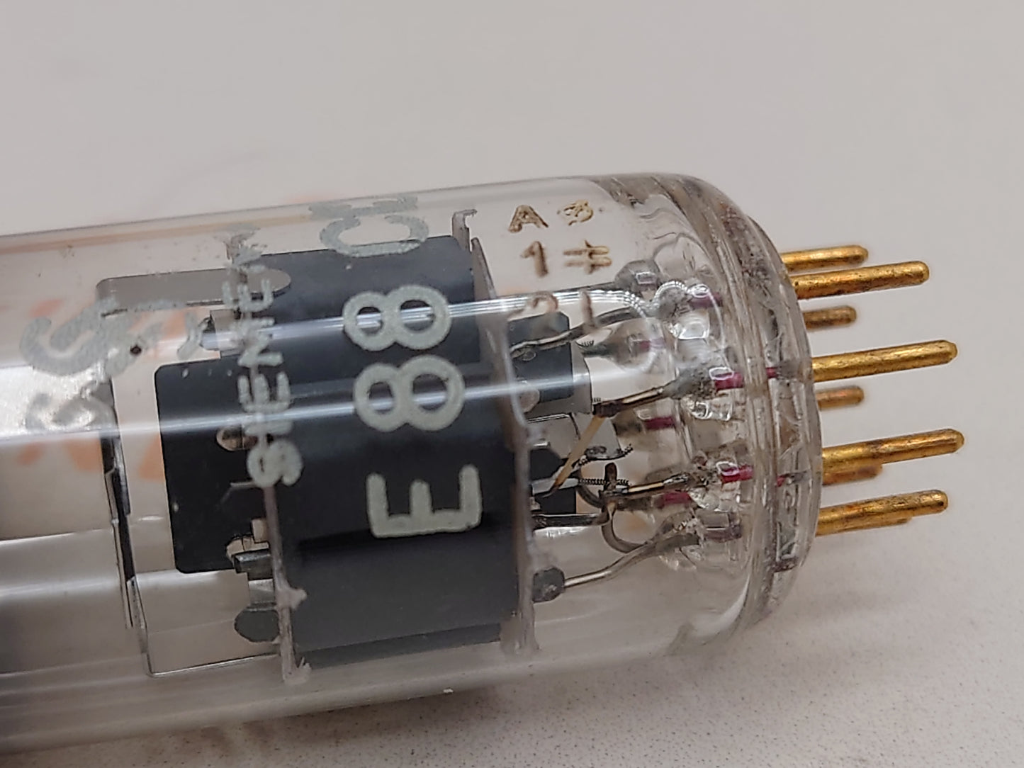 Siemens E88CC 6922 vacuum tube with O-Getter, image 104