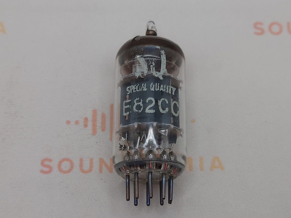 1x E82CC - Philips SQ Label '69 - NOS