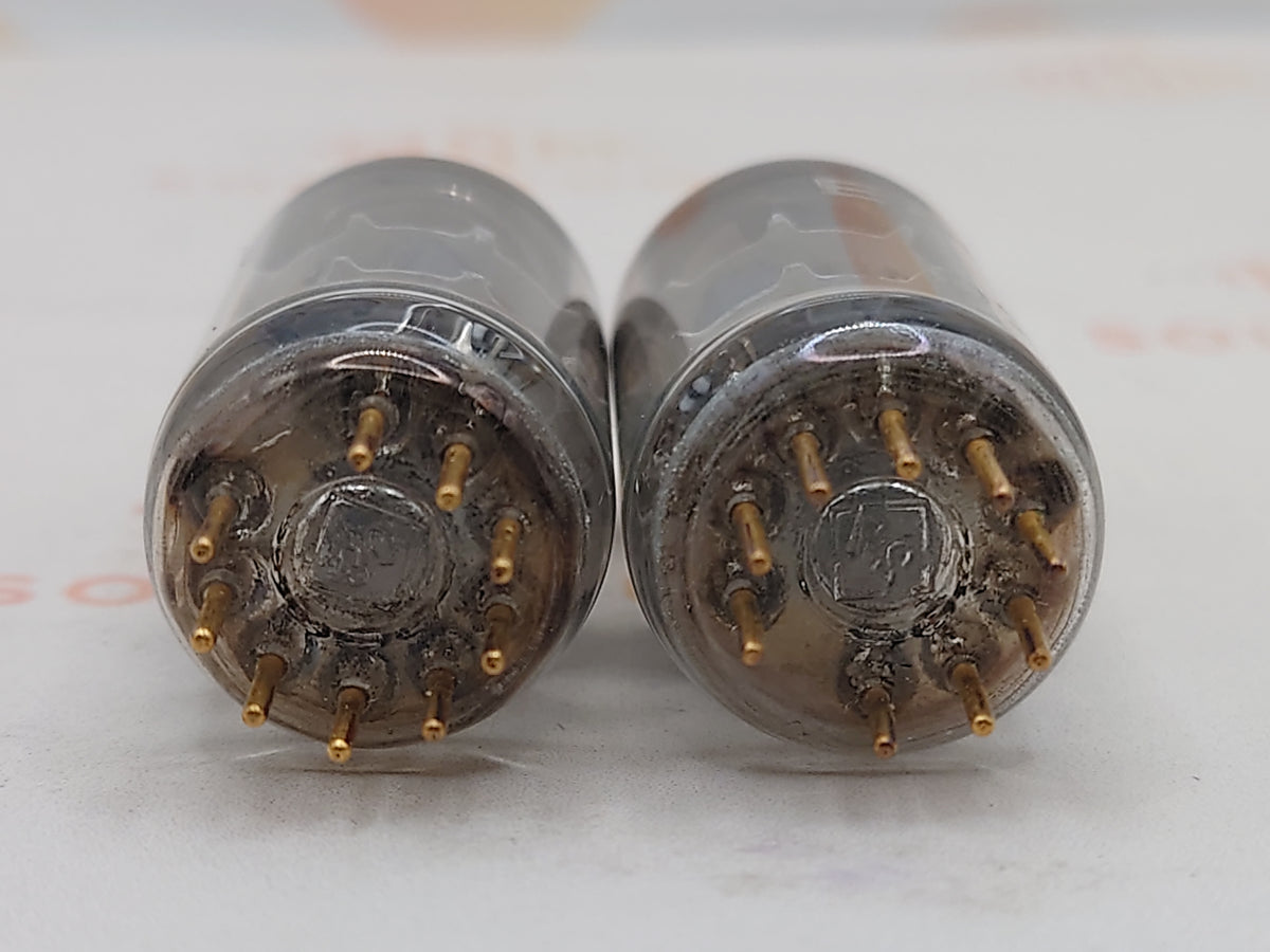 德律风根 E88CC 6922 ◇ 底部
