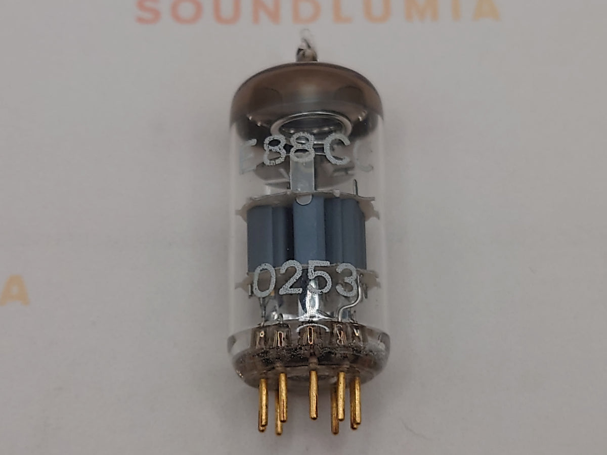 德律风根 E88CC 6922 ◇ 底部