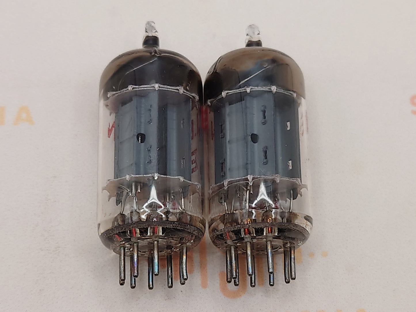 西门子 ECC82 12AU7 长板方形吸气剂 - 慕尼黑