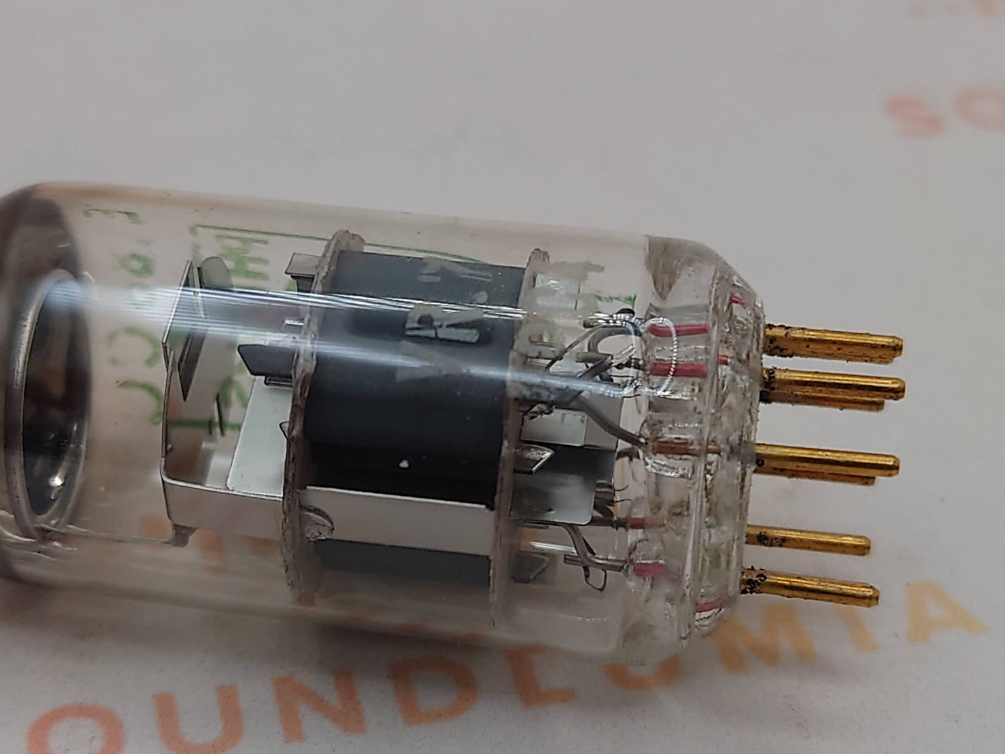 La Radiotechnique 7308 E188CC O-getter - Suresnes