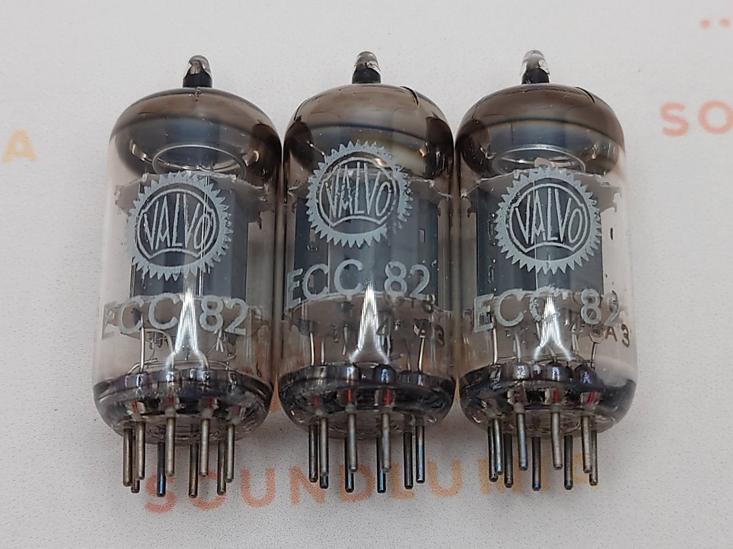 Valvo ECC82 12AU7 O-Getter Short plates Heerlen, NL