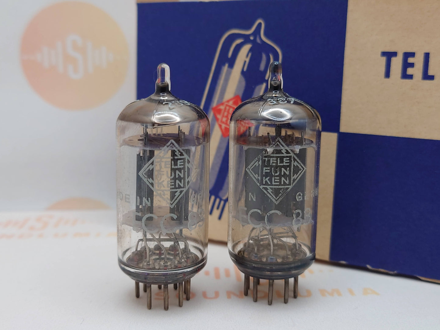Telefunken ECC83 12AX7 Smooth Plates Berlin