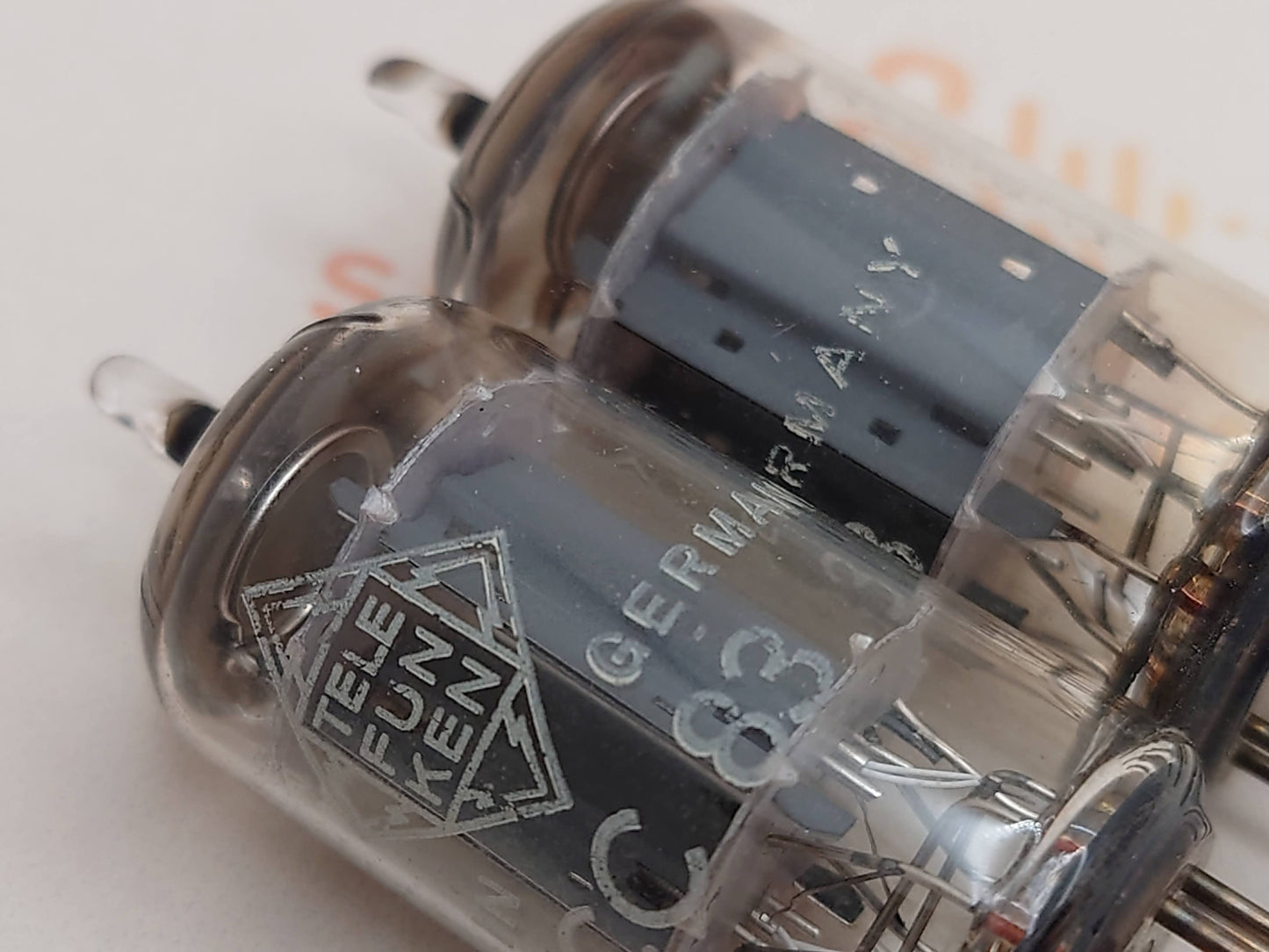 Telefunken ECC83 12AX7 Plaques lisses Berlin