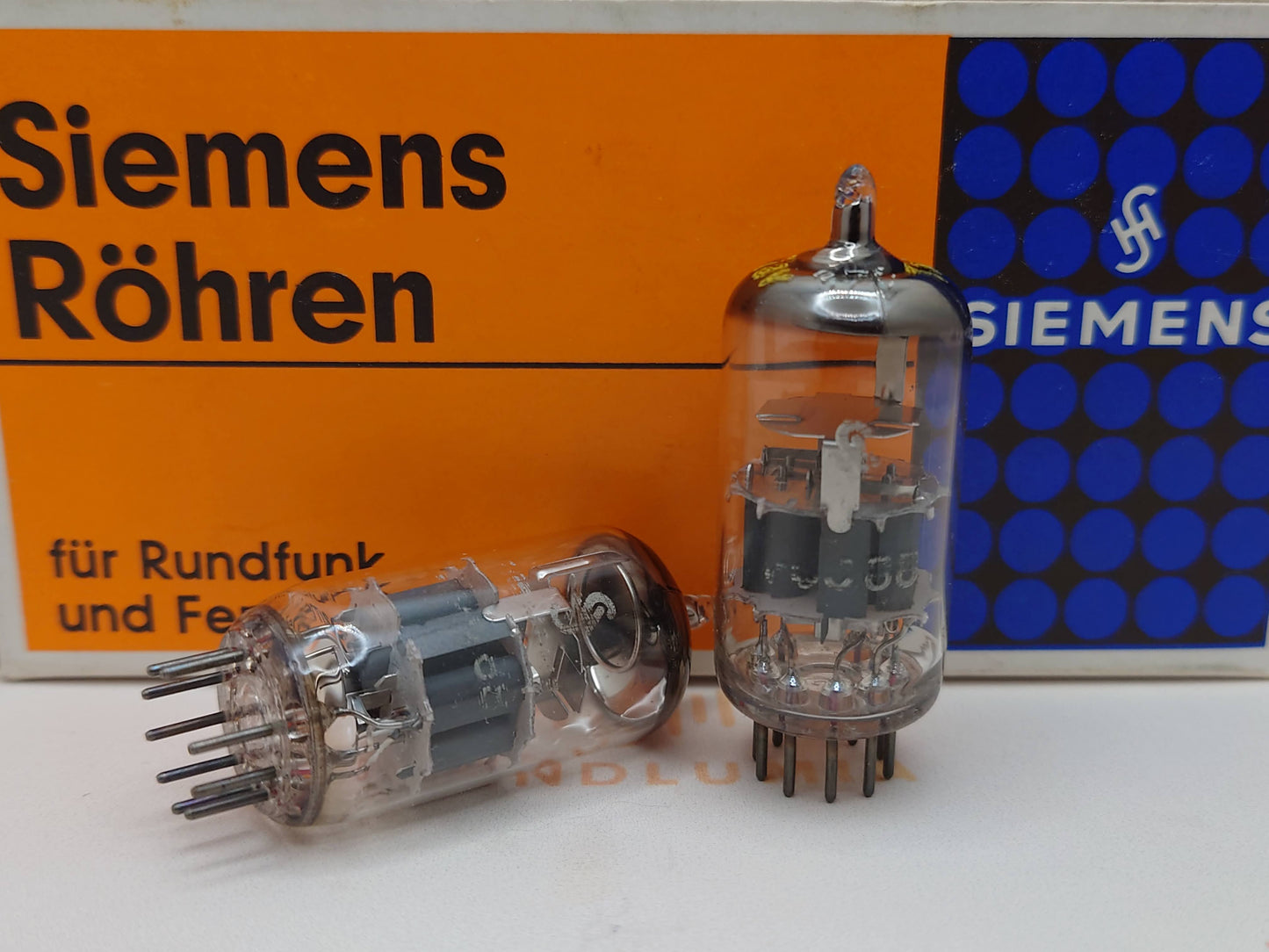 Siemens PCC88 7DJ8 O-Getter Munich