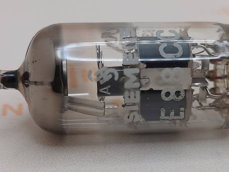 Siemens E88CC 6922 vacuum tube with O-Getter, image 18