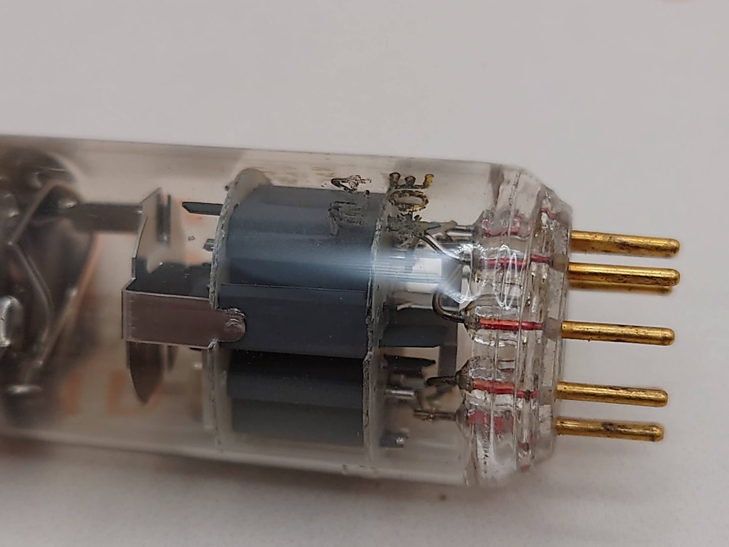 Amperex E88CC 6922 D Getter - USA