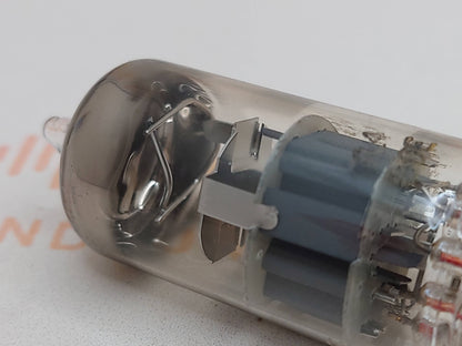 Amperex E88CC 6922 D Getter - USA