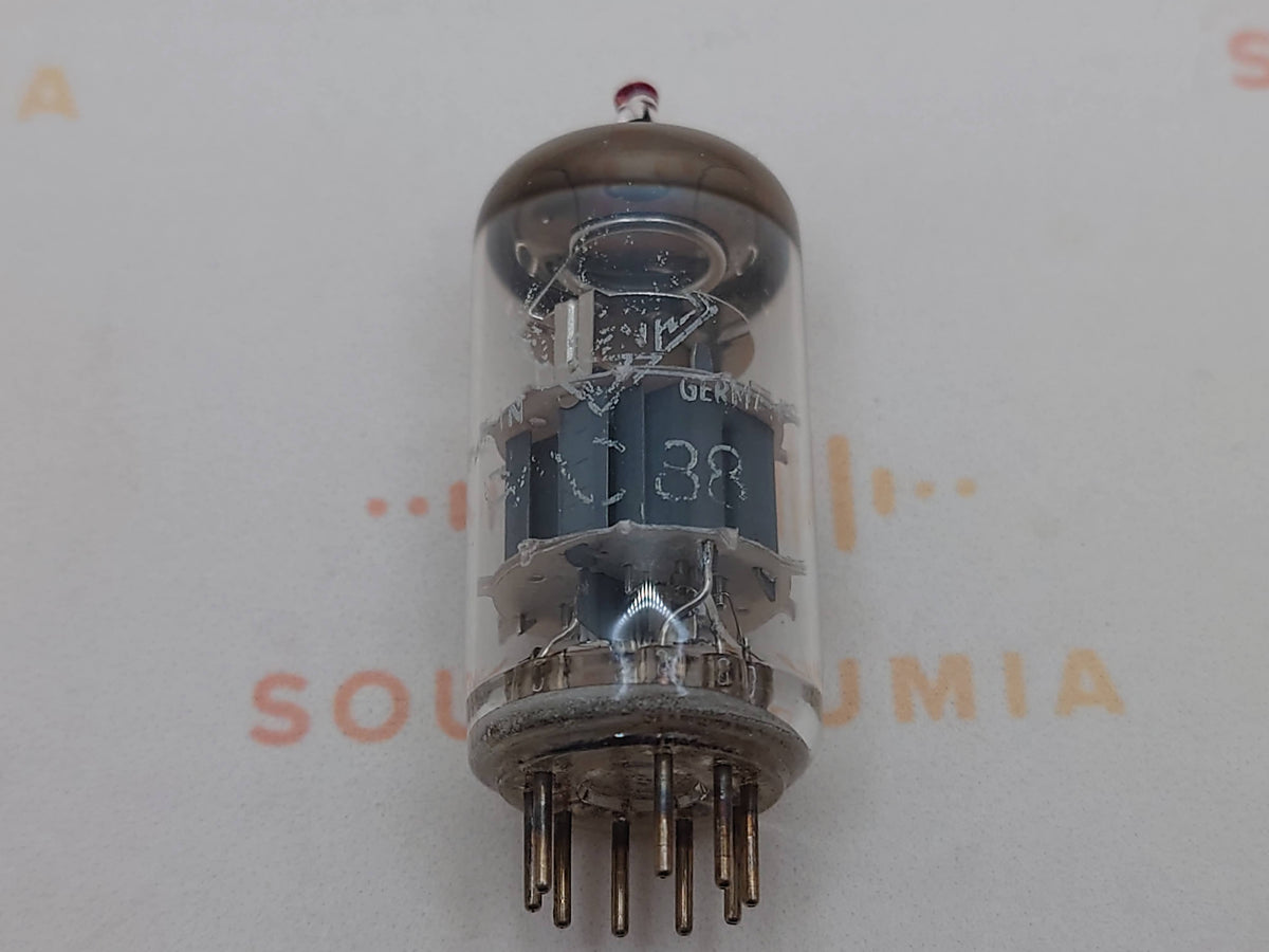 Telefunken PCC88 7DJ8 ◇ Unten 