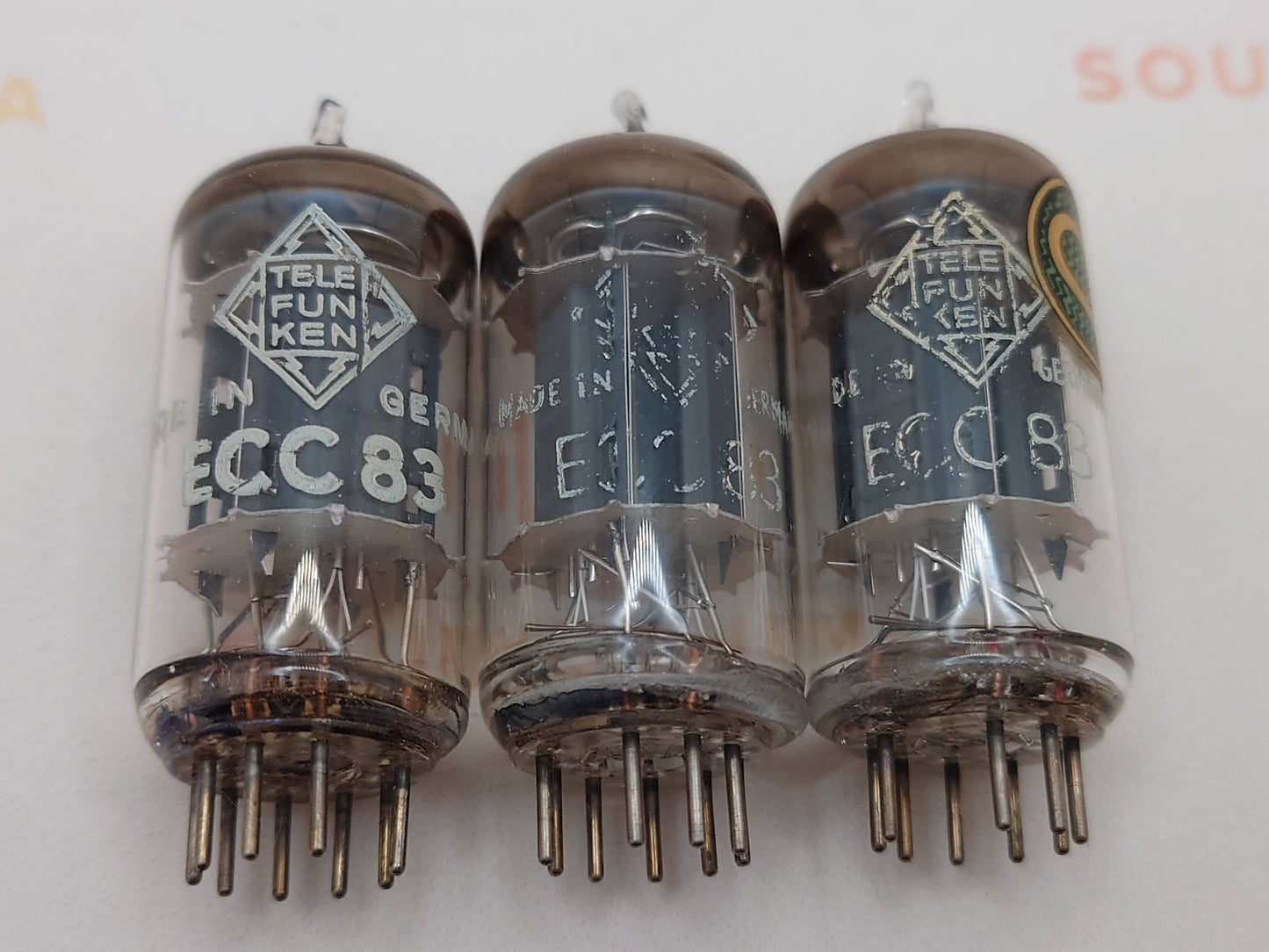Telefunken ECC83 12AX7 Plaques nervurées Berlin  
