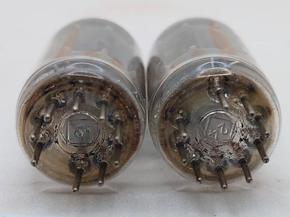 飞利浦 EL84 6BQ5 O型吸气管匹配对 - 1964年产于海尔伦 - 近乎全新库存