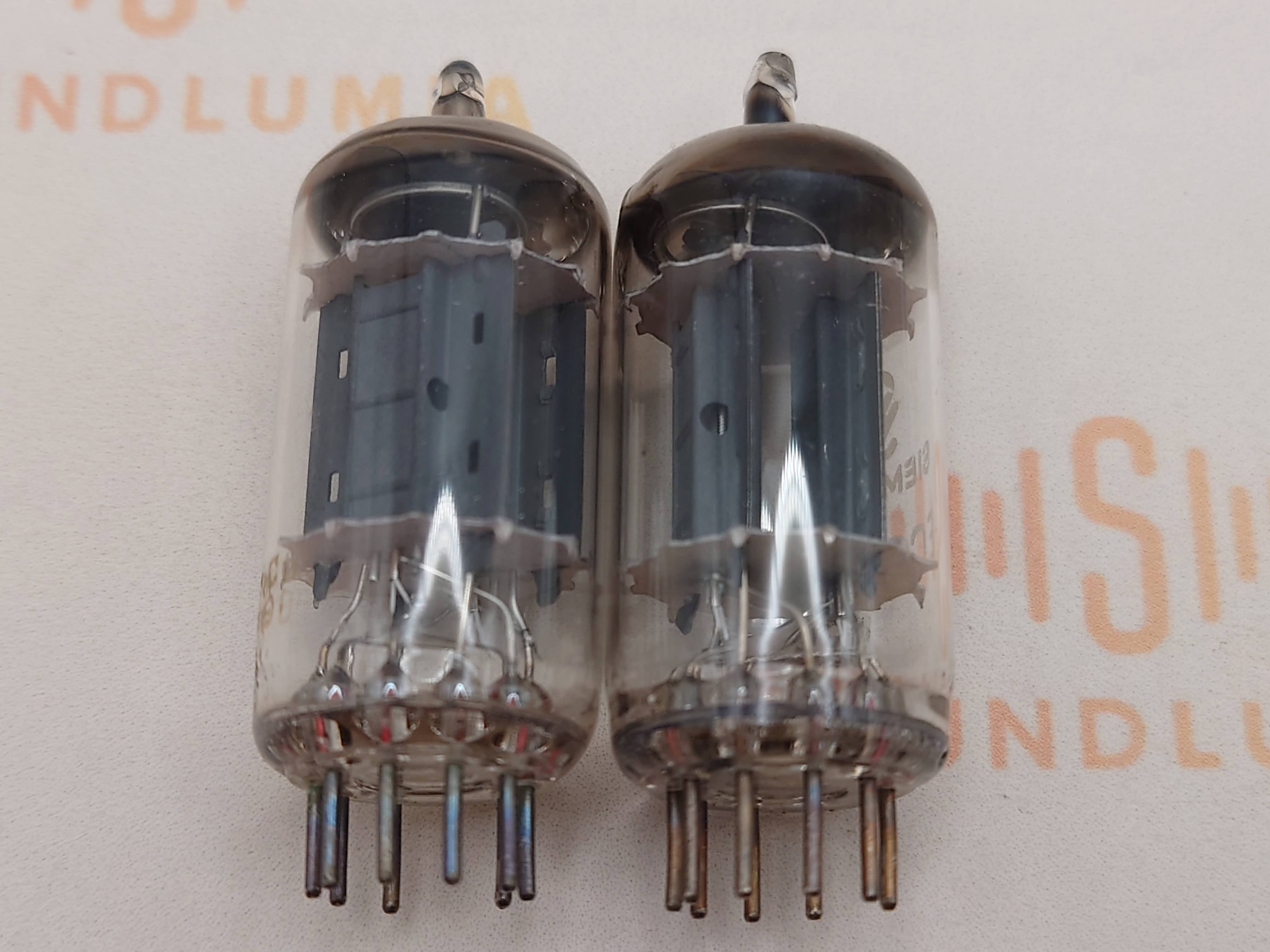 Siemens ECC83 12AX7 Vacuum Tube | Long Plates | Munich | mC6