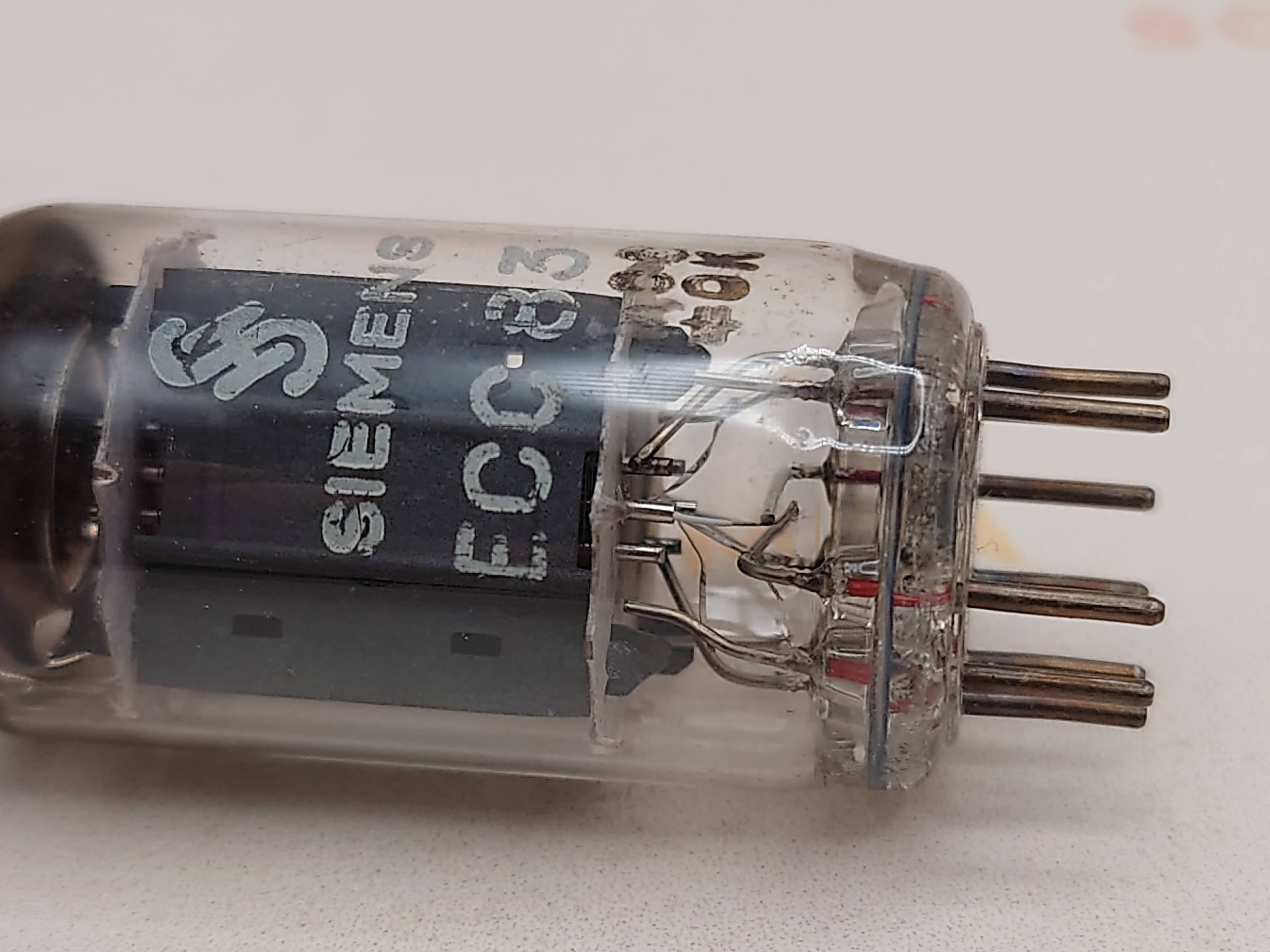 Siemens ECC83 12AX7 Vacuum Tube | Long Plates | Munich | mC6