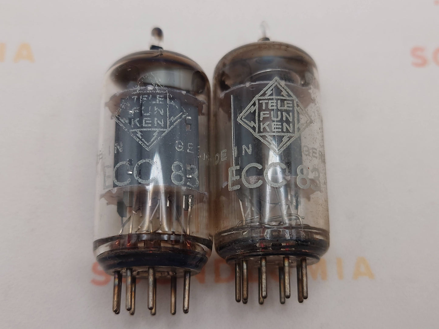 Telefunken ECC83 12AX7 Plaques lisses Berlin