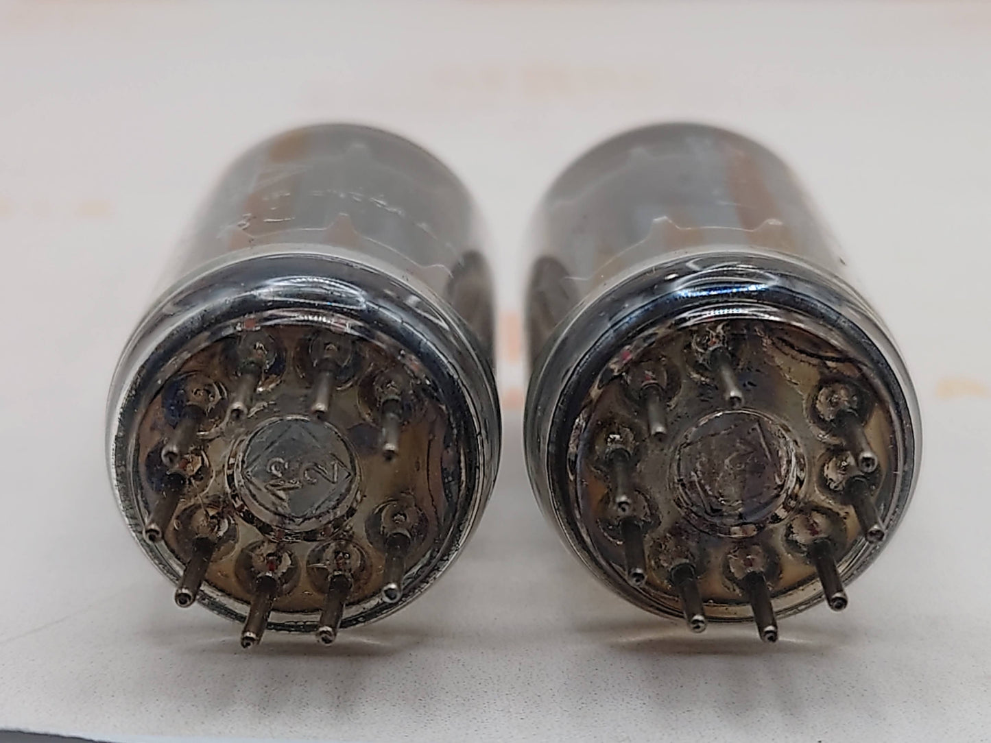 德律风根 ECC83 12AX7 光滑板 柏林