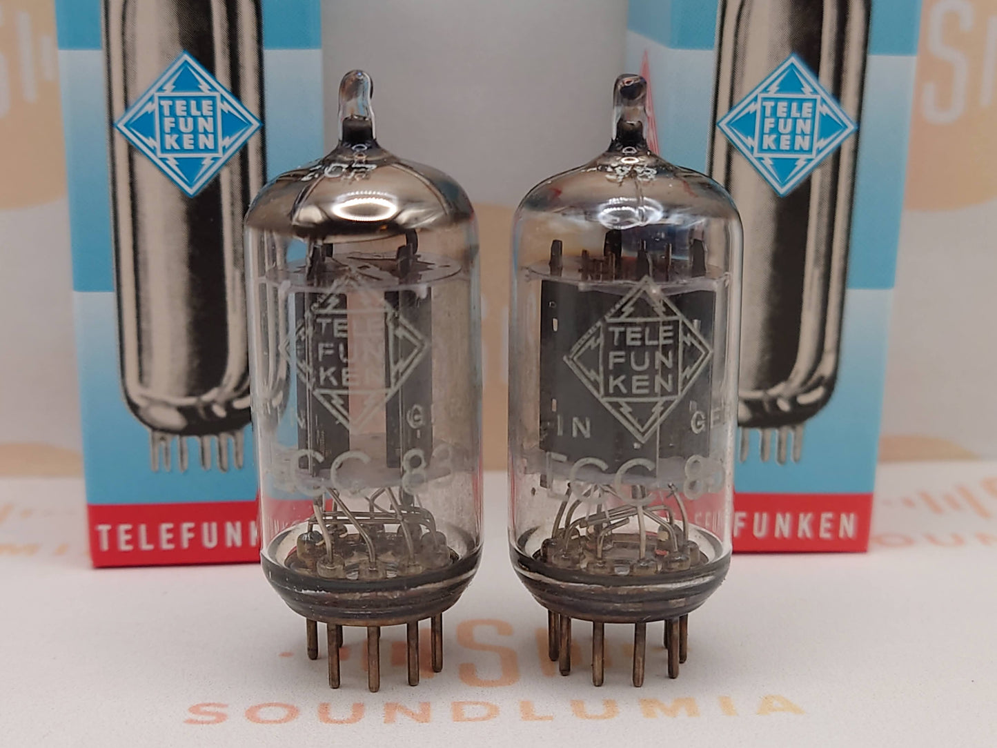 德律风根 ECC83 12AX7 光滑板 柏林