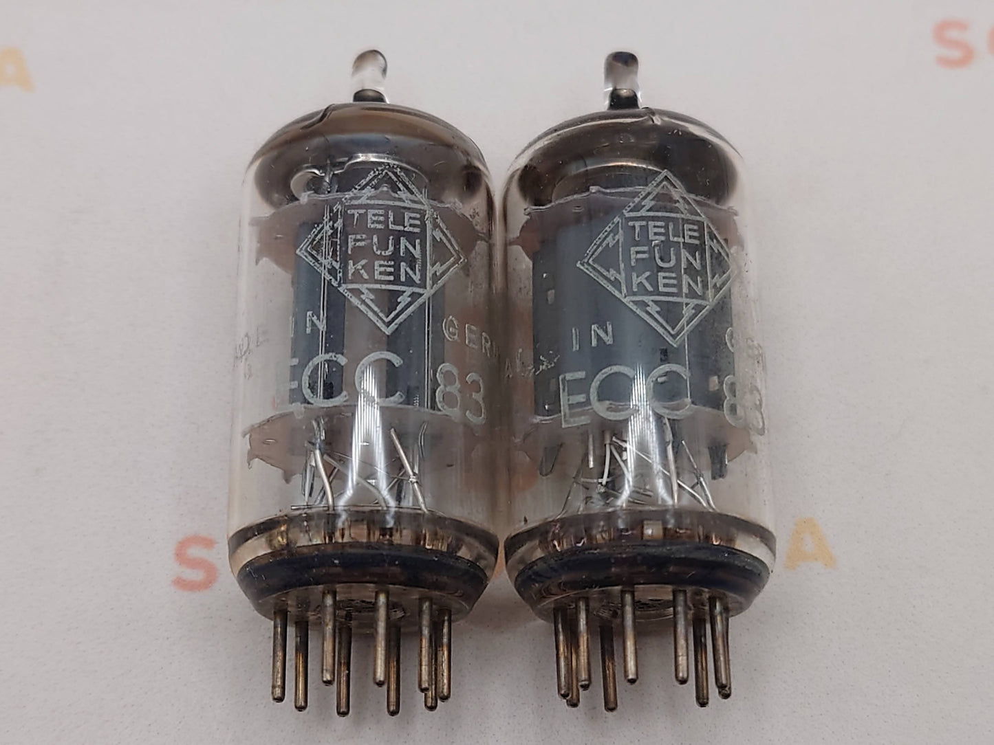 德律风根 ECC83 12AX7 光滑板 柏林