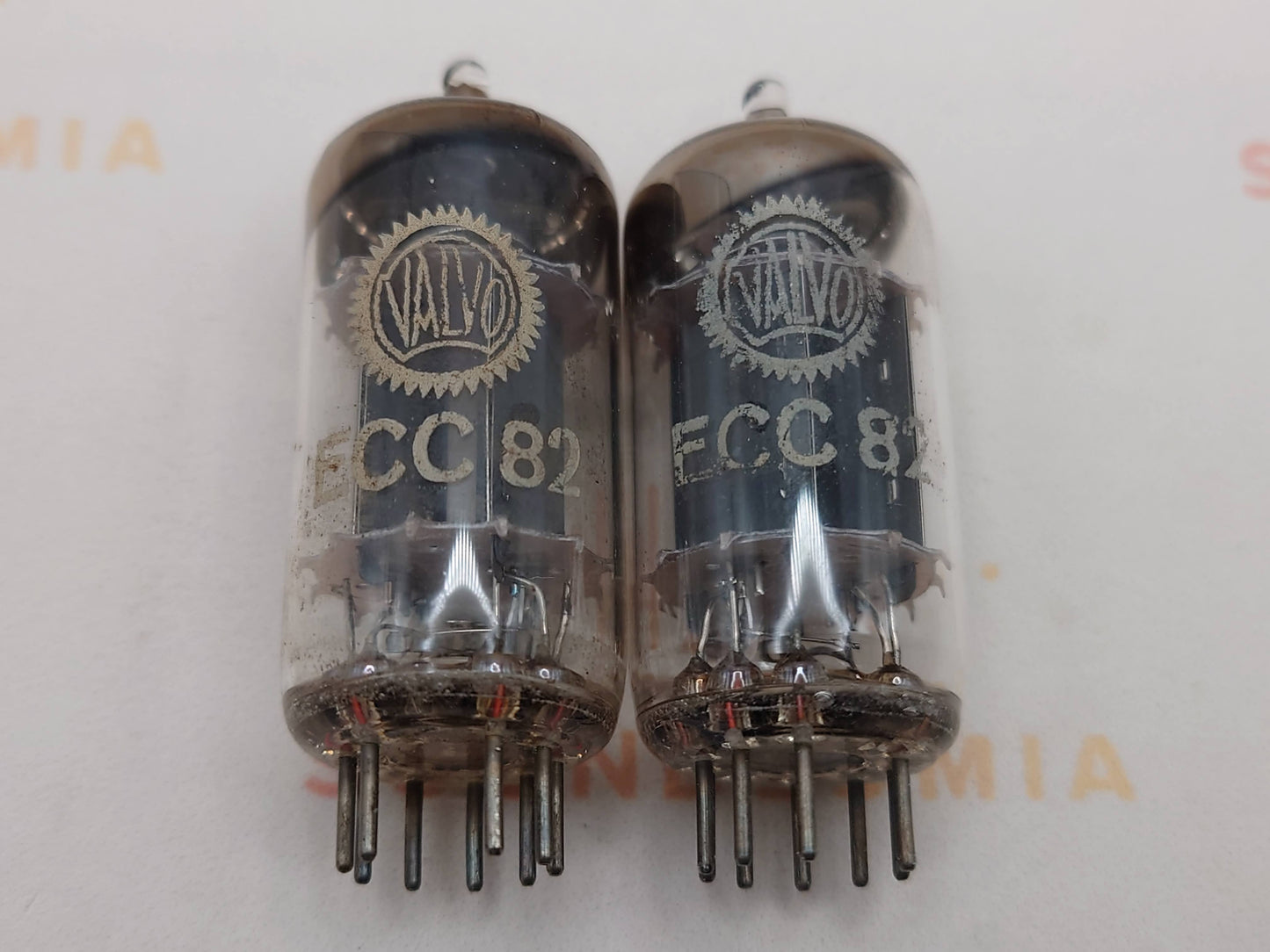 Valvo ECC82 12AU7 Long Plates 30° Hamburg