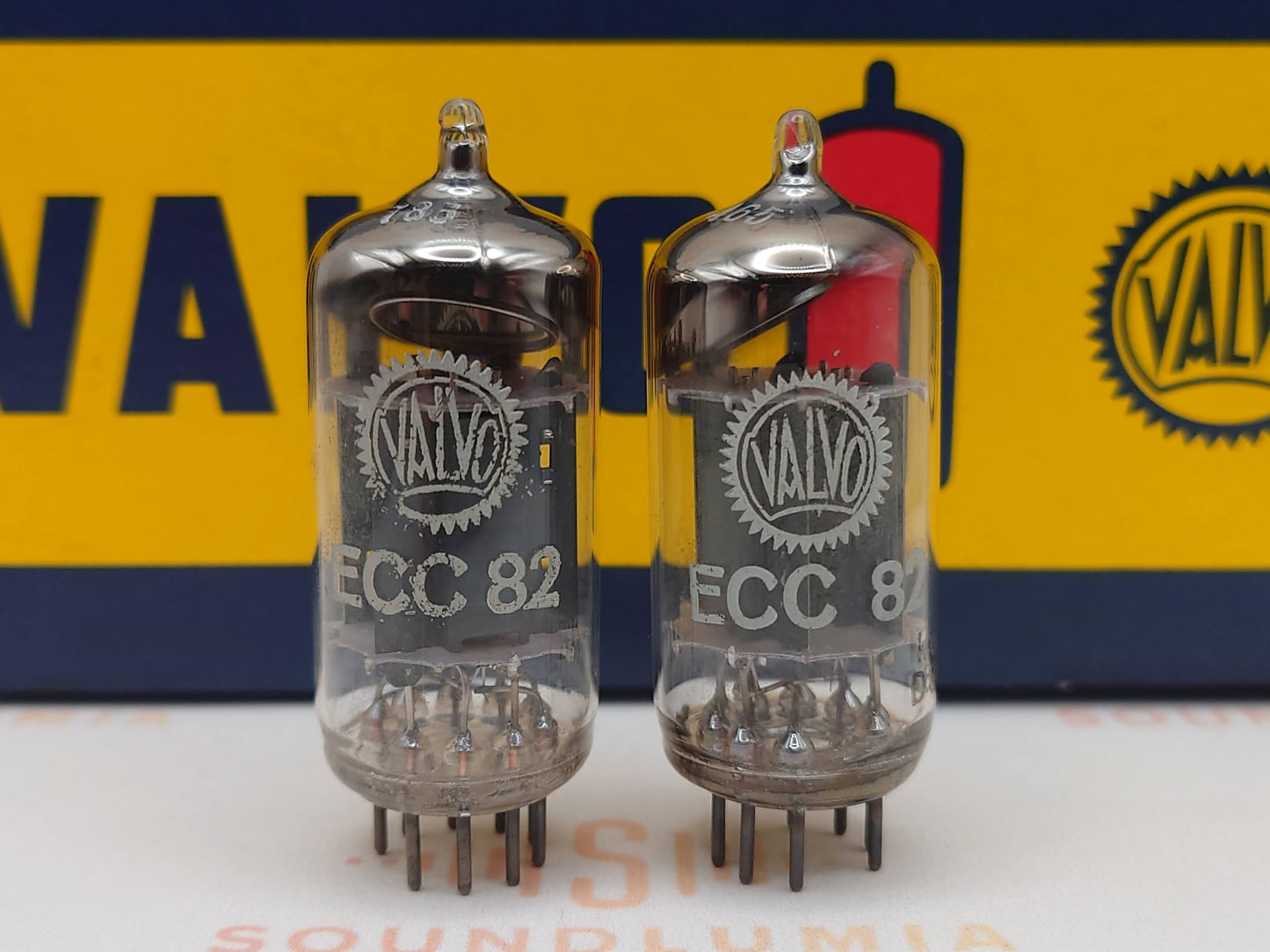 Valvo ECC82 12AU7 Long Plates 30° Hamburg