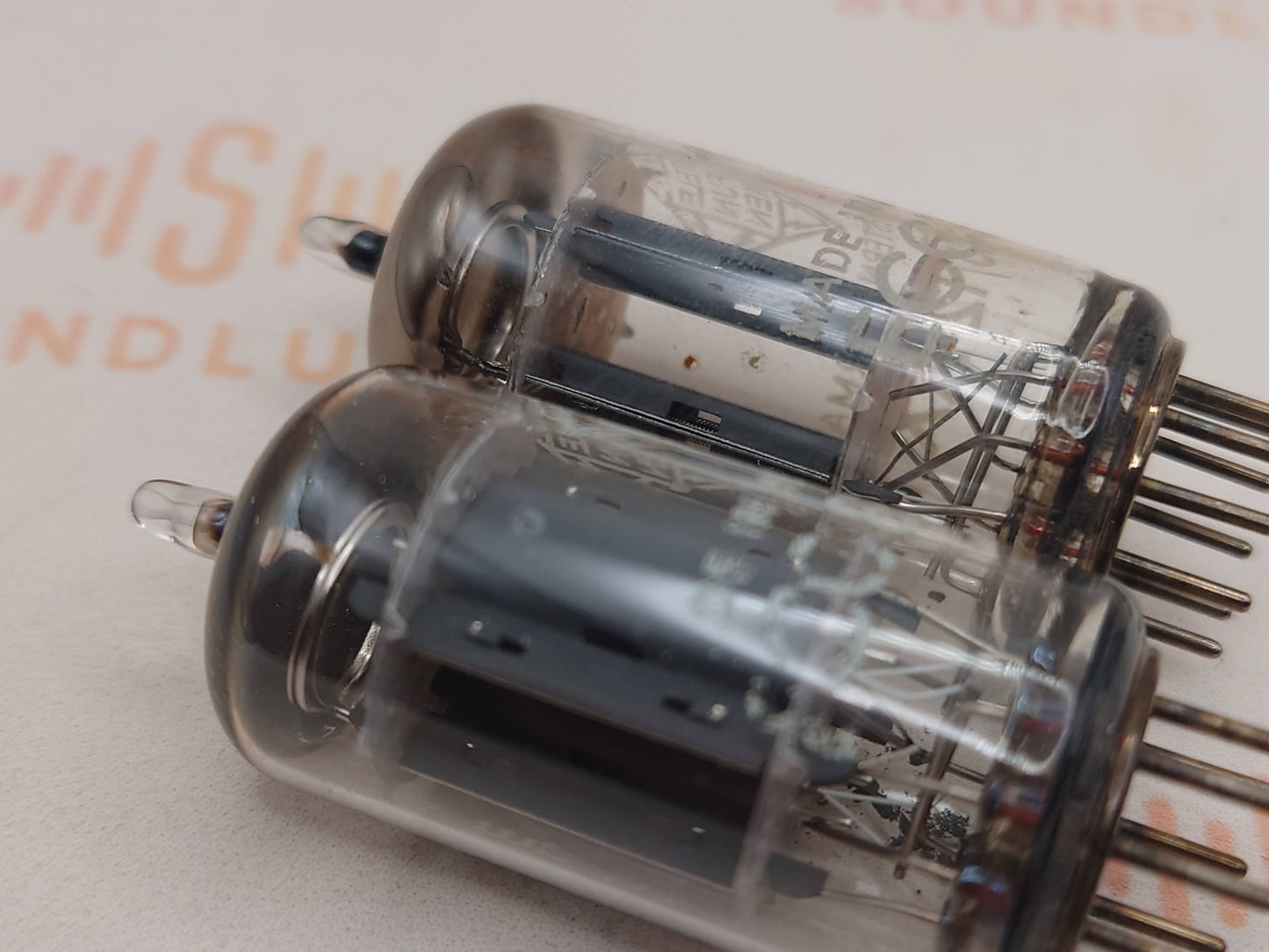 德律风根 ECC83 12AX7 光滑板 柏林