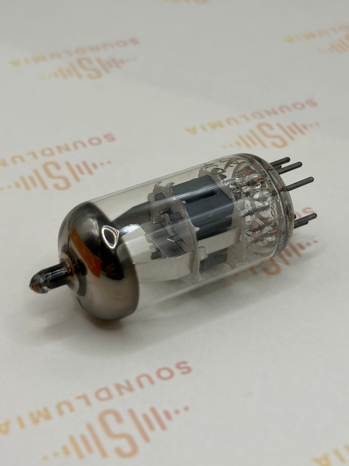 Philips PCC88/7DJ8 (7-volt ECC88/6DJ8 equiv.) - Heerlen, NL (1950s - 1970s)
