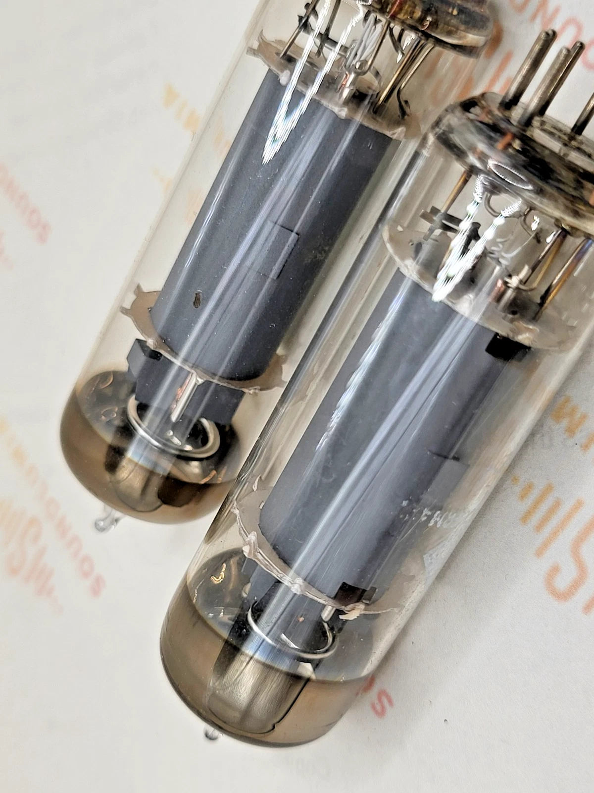 Telefunken EL84 6BQ5 O-getter ◇ Bottom - Germany