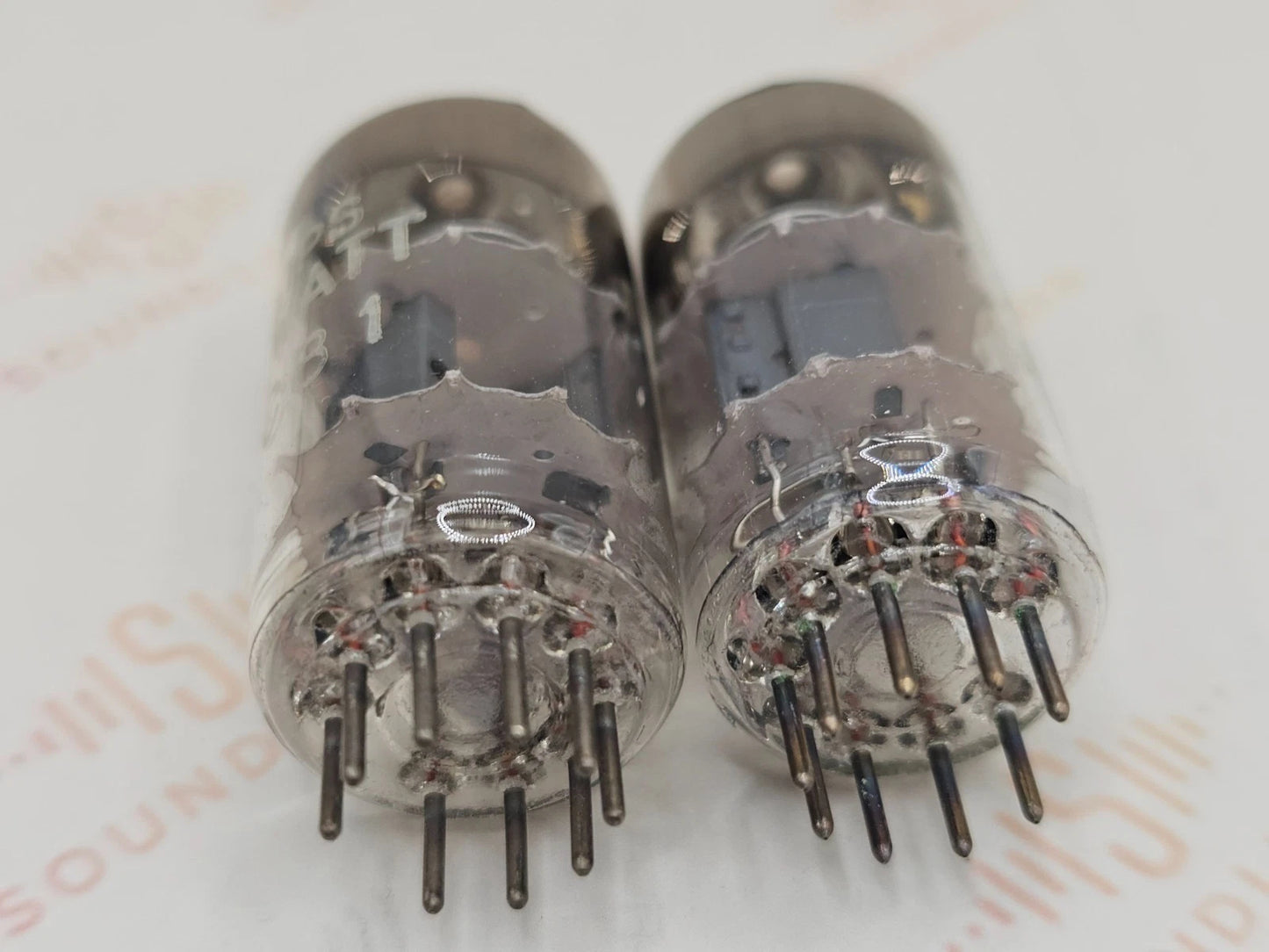 La Radiotechnique Philips Frankreich ECC81 12AT7 - Surenese FR.