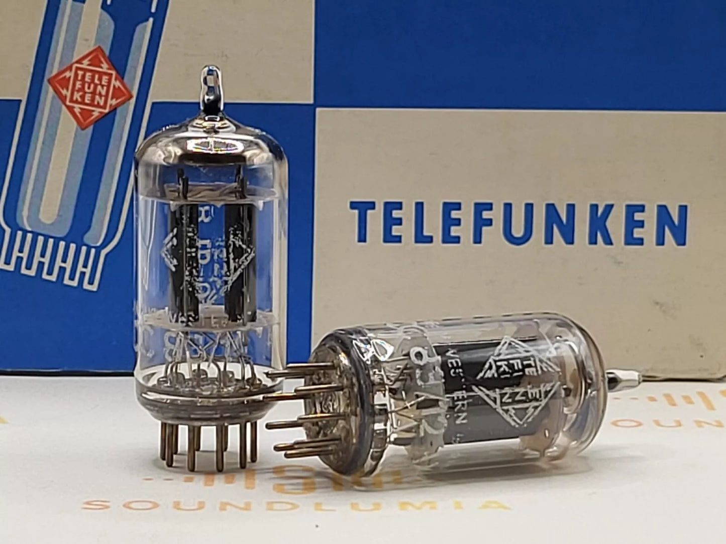Telefunken ECC83 12AX7 Smooth Plates Berlin