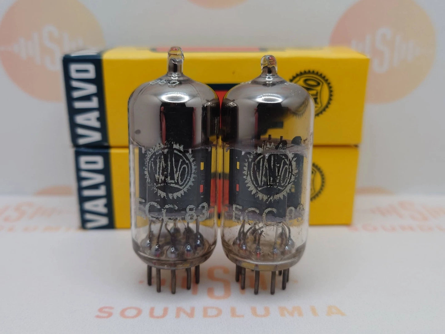 Valvo ECC83 12AX7 Short Plates Angled Getter
