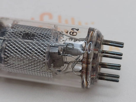 Valvo EF86 6267 vacuum tube with Mesh Plate and O-Getter, image 89