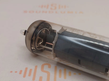 1个飞利浦EL84 6BQ5 O型吸气管，原装盒 - Valvo标签 - 维也纳，1967年 - 全新库存+