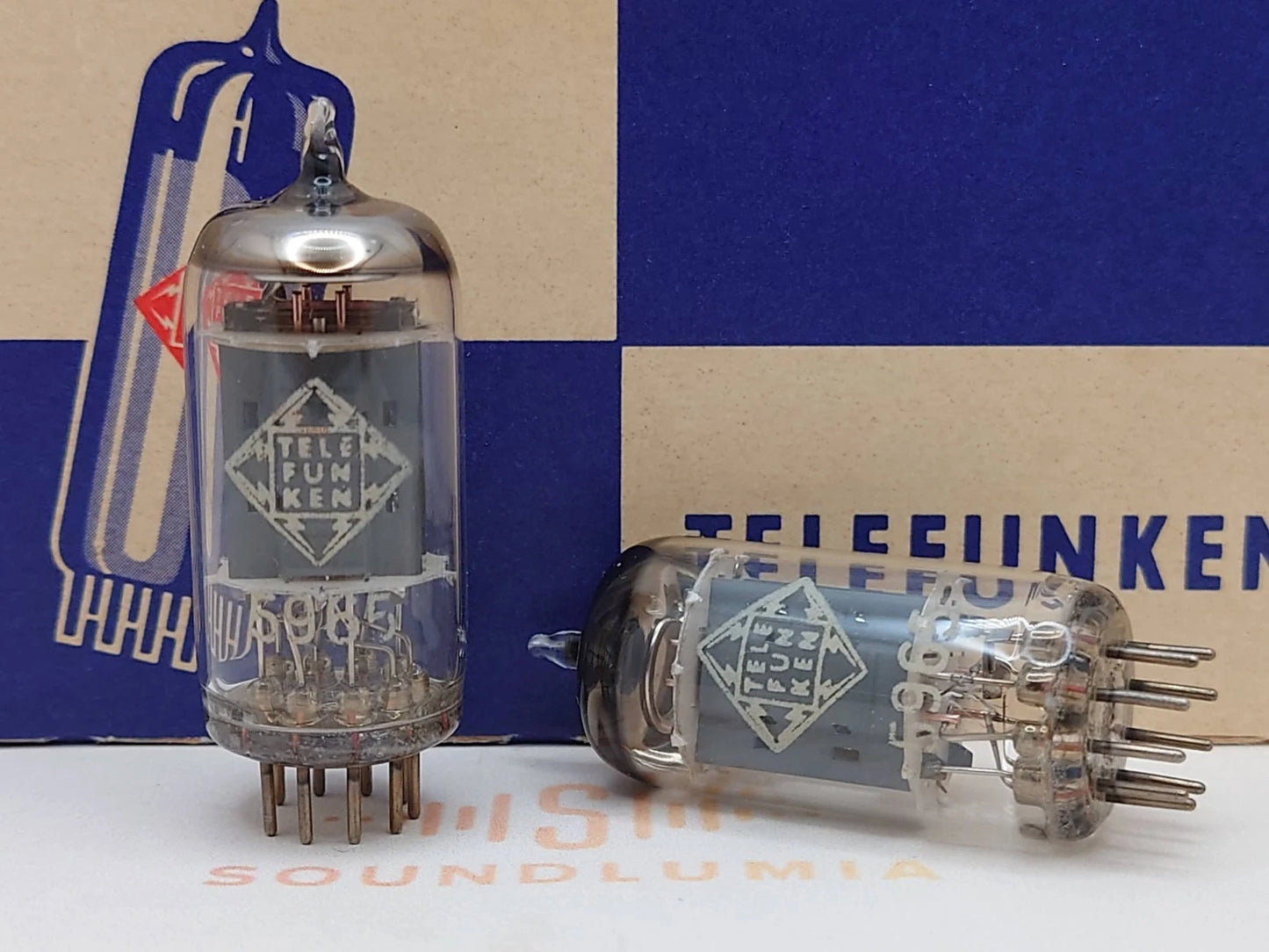 飞利浦 EL84 6BQ5 O型吸气管匹配对 - 1964年产于海尔伦 - 近乎全新库存