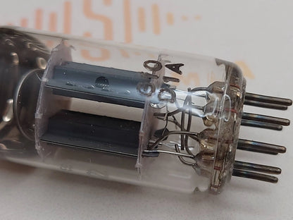 Valvo Hamburg ECC82 Short Plates 30° O-Getter