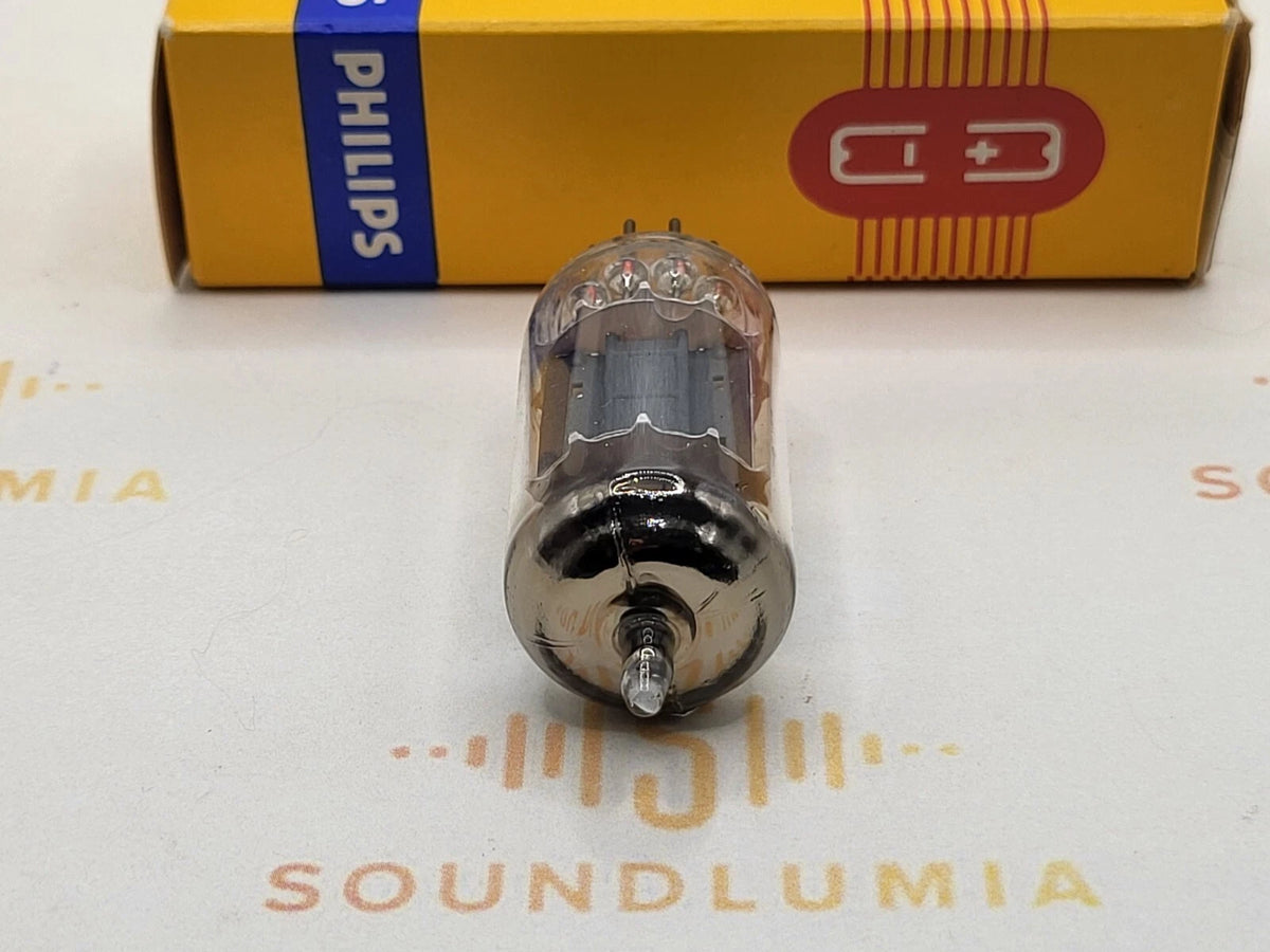 La Radiotechnique ECC83 O-getter - Suresnes, FR