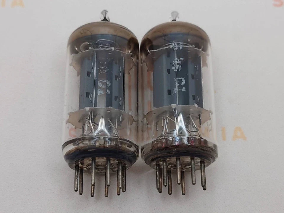 Telefunken ECC83 12AX7 Plaques lisses Berlin