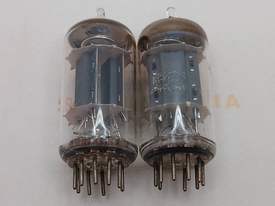 Telefunken ECC83 12AX7 Plaques nervurées Berlin  