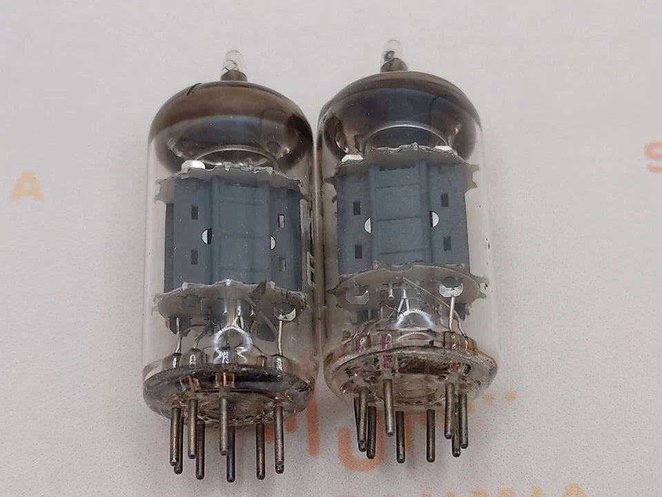 Philips ECC83 12AX7 Plaques courtes O-getter - Heerlen