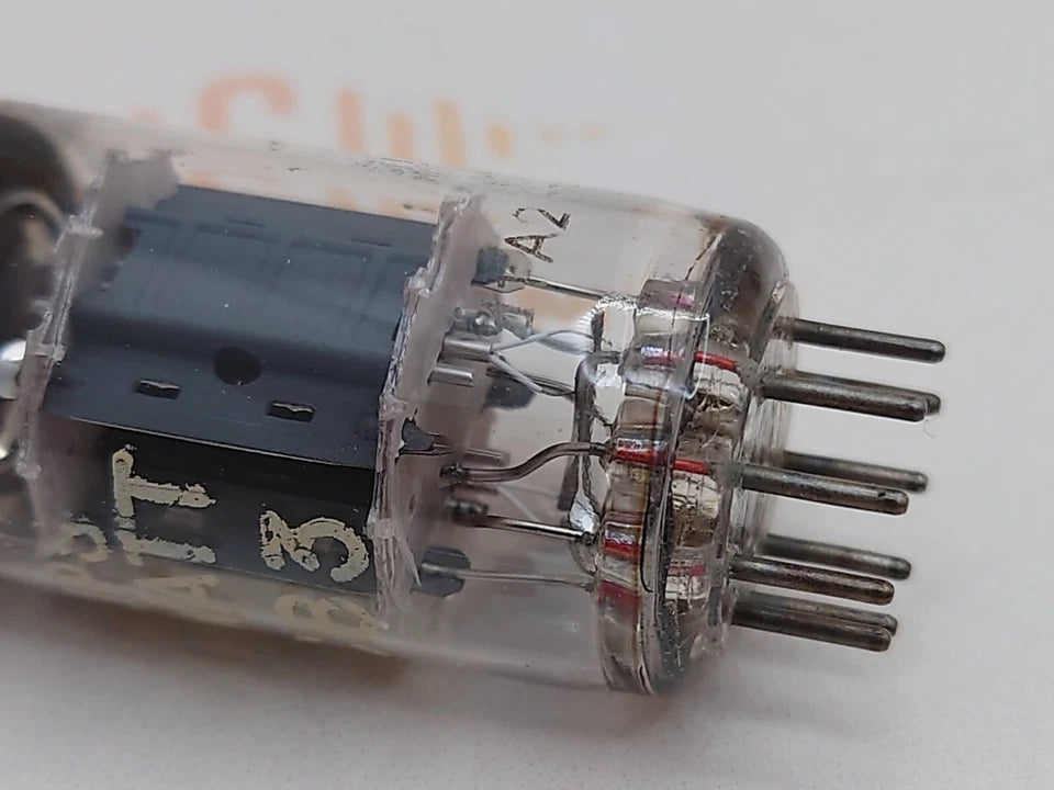 Philips ECC83 12AX7 Short Plates O-getter - Heerlen