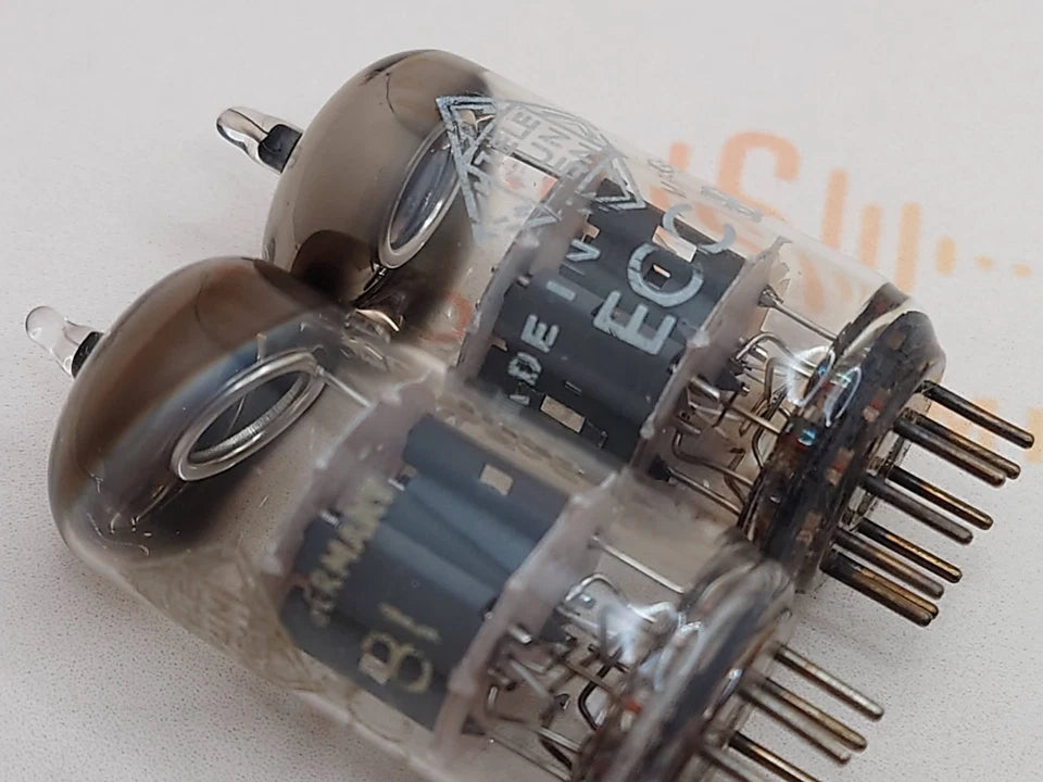 Telefunken ECC81 12AT7 O-getter ◇ Bottom – Berlin
