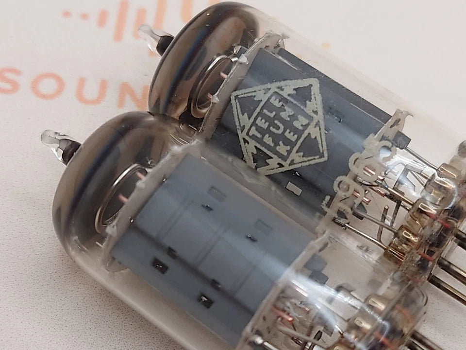 飞利浦 EL84 6BQ5 O型吸气管匹配对 - 1964年产于海尔伦 - 近乎全新库存