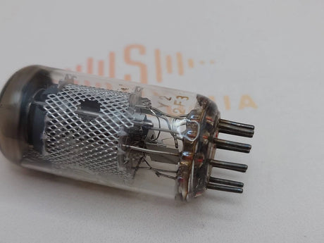 Valvo EF86 6267 vacuum tube with Mesh Plate and O-Getter, image 78